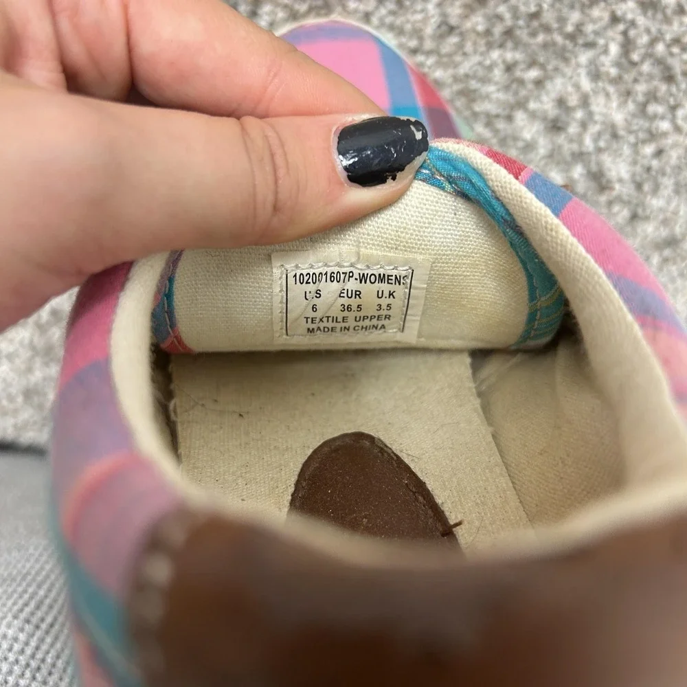 Vintage Y2K Baby Phat Canvas Shoes Womens Size 6 Multicolor Cat Sneakers Walking